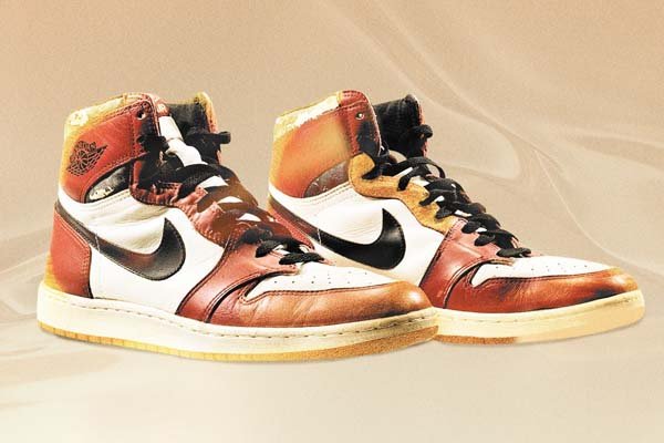 Nike “Glass Shard” Air Jordan 1 – Game-Worn Edition