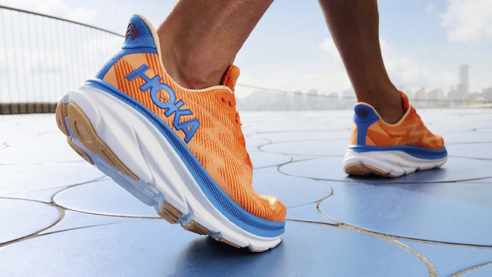 Hoka Clifton 9
